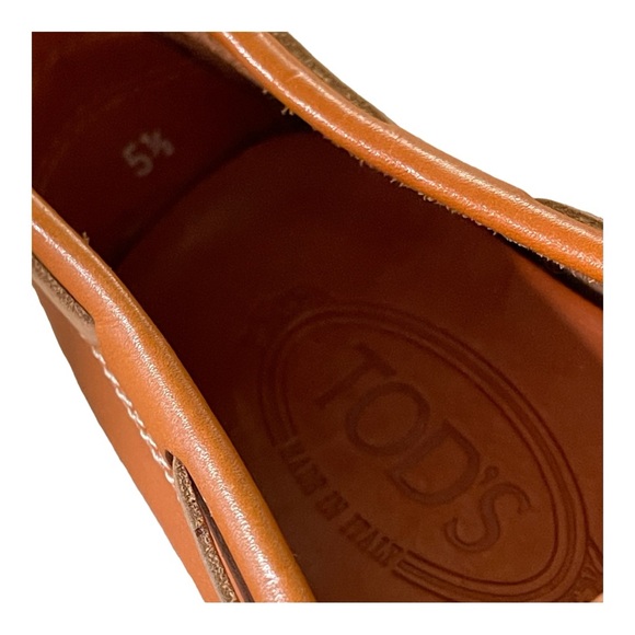 Tod’s Women’s Gommino Tassle Loafer Shoes in Orange Nubuck Leather | Size 5.5 - Picture 10 of 13